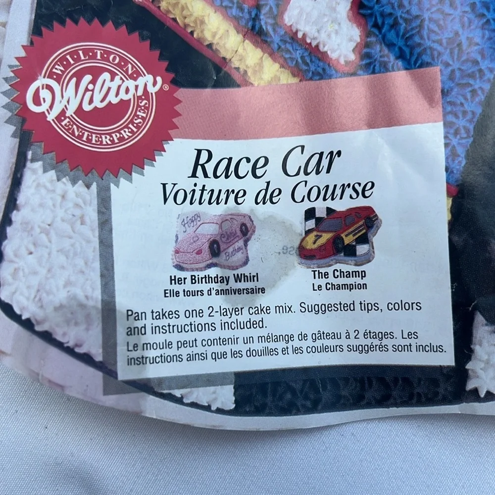 Vintage 1997 Wilton race car cake pan birthday celebration party